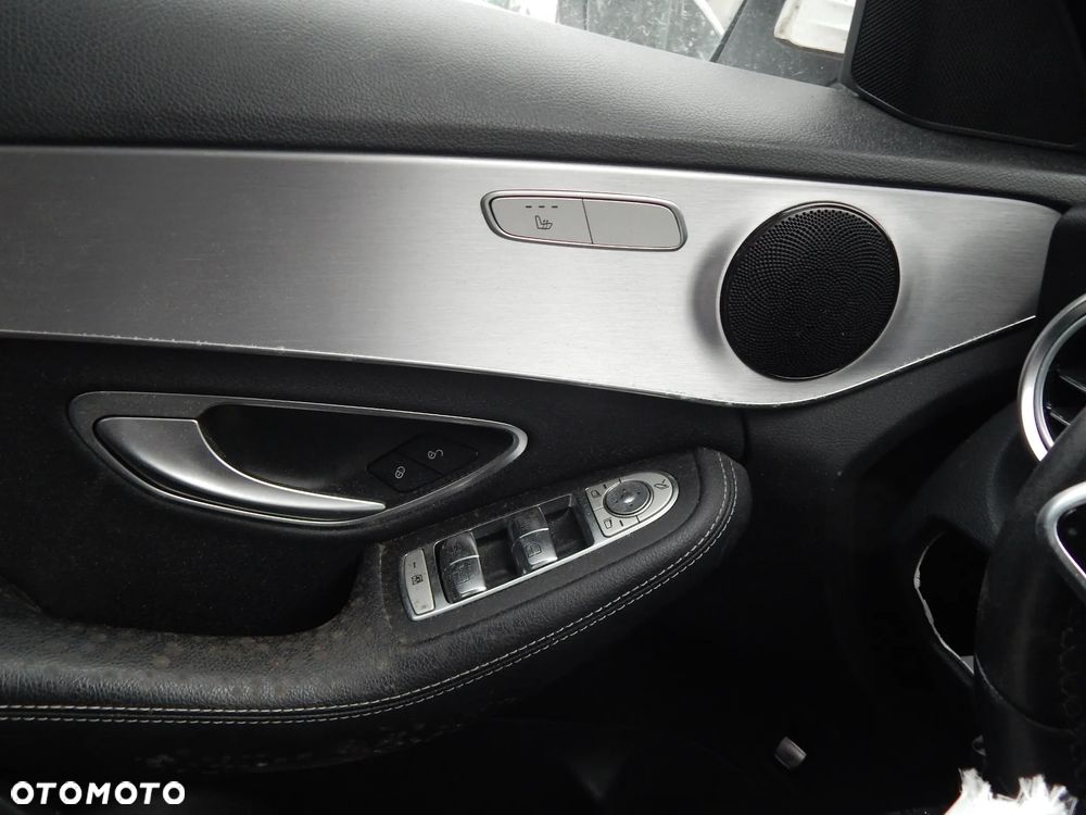 Mercedes-Benz Klasa C 180 d 9G-TRONIC Avantgarde - 19