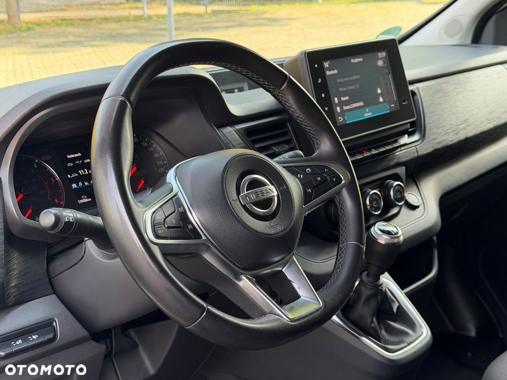 Nissan NV300 - 27