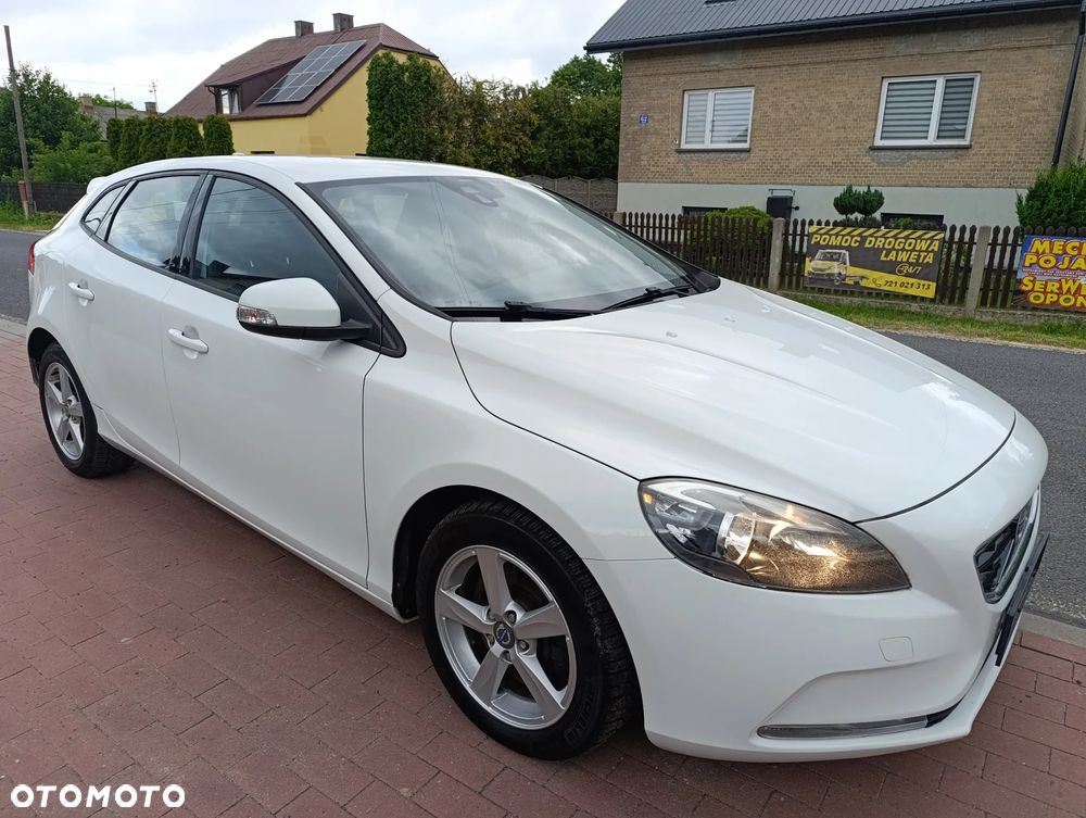Volvo V40 D3 You - 23