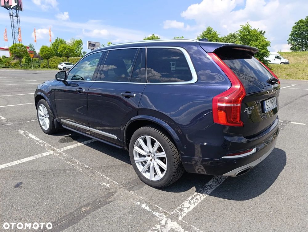 Volvo XC 90 - 5