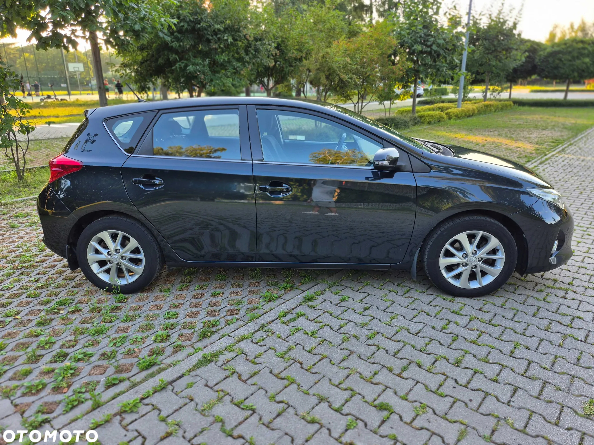Toyota Auris 1.6 Premium Comfort - 7