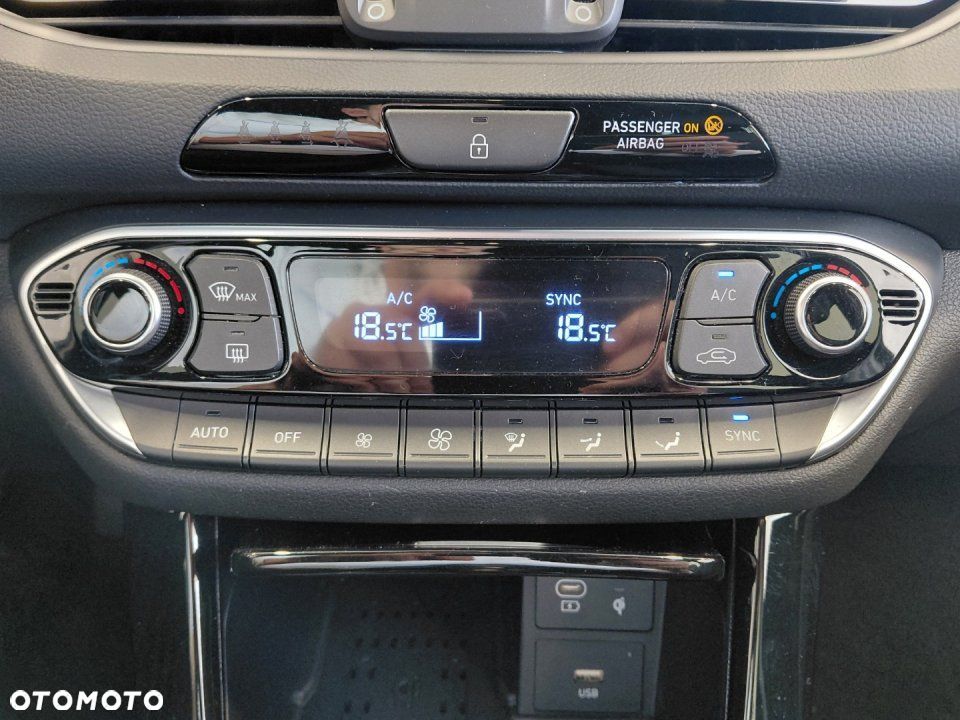 Hyundai i30 - 21