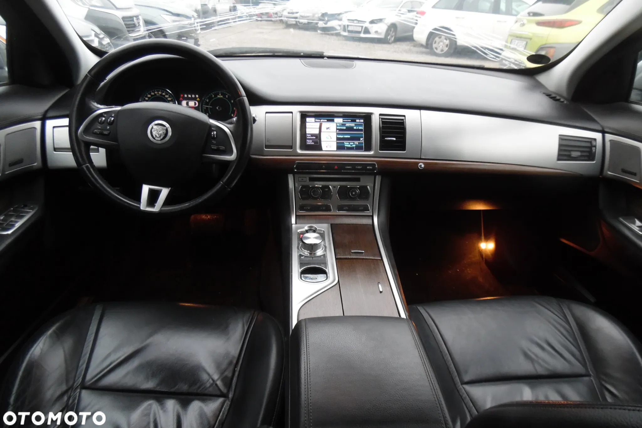Jaguar XF 2.0 Turbo - 6