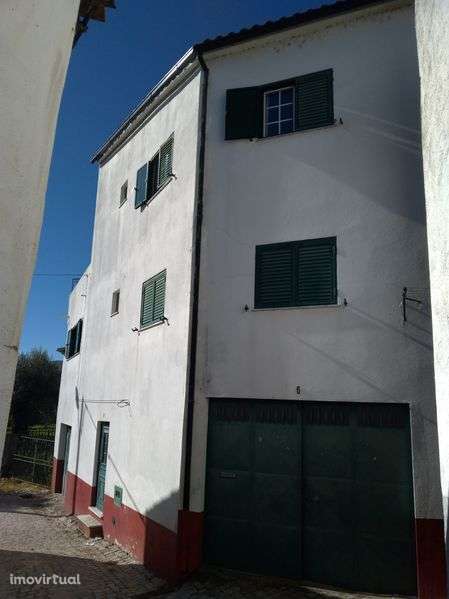 Moradia T3 no Fundão - Grande imagem: 2/8