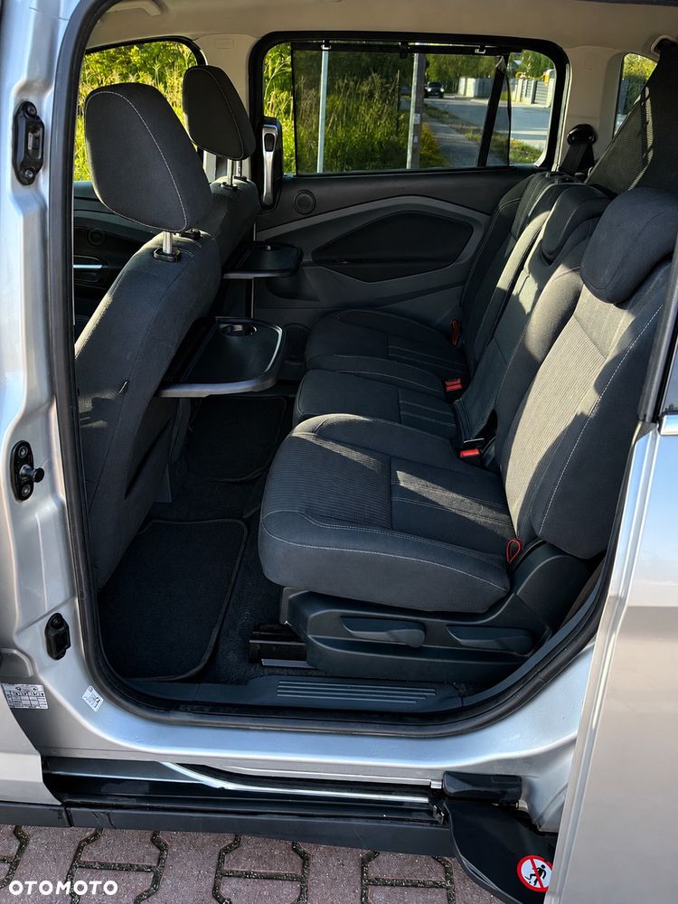Ford Grand C-MAX 2.0 TDCi Titanium - 11