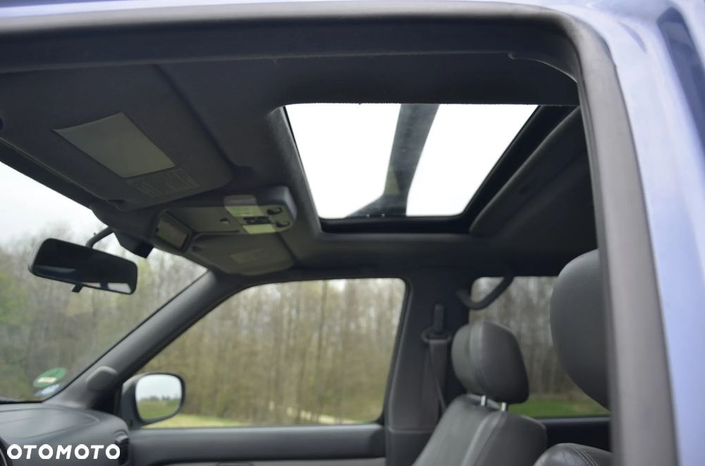 Nissan Pathfinder - 36