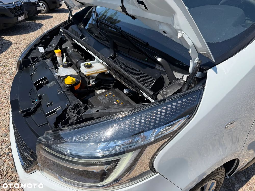 Renault Trafic - 18