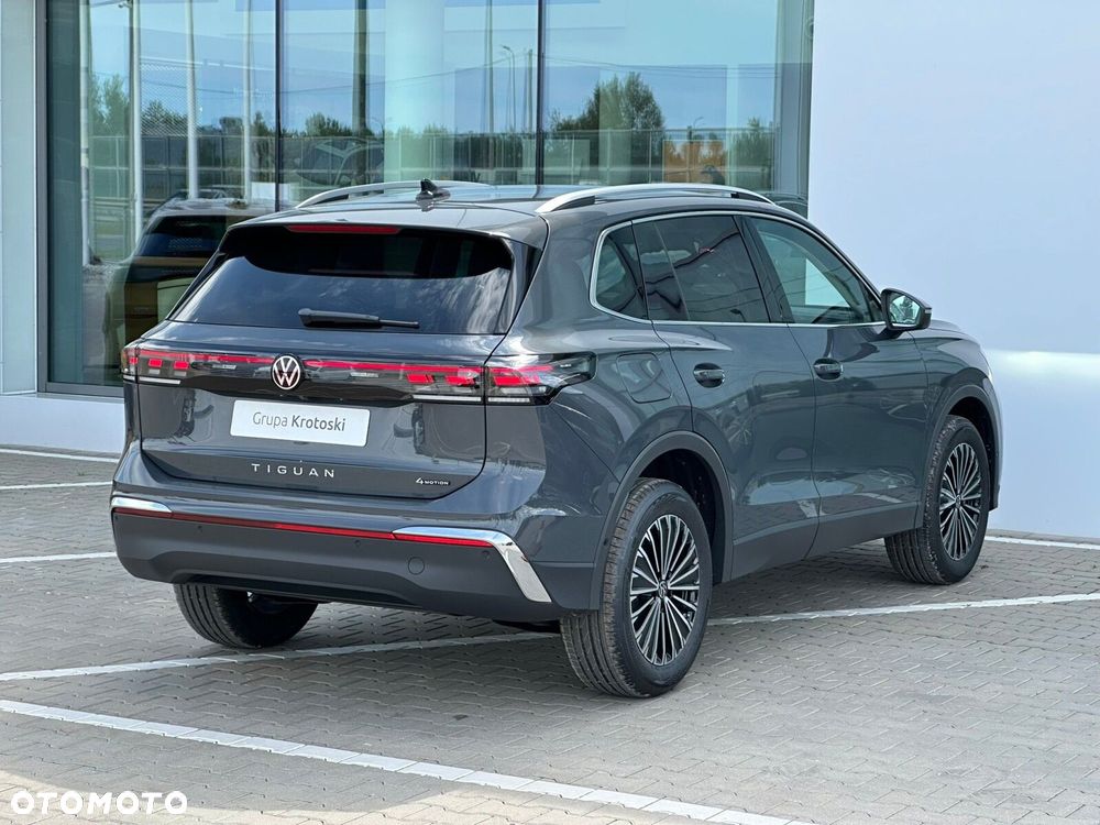 Volkswagen Tiguan - 5