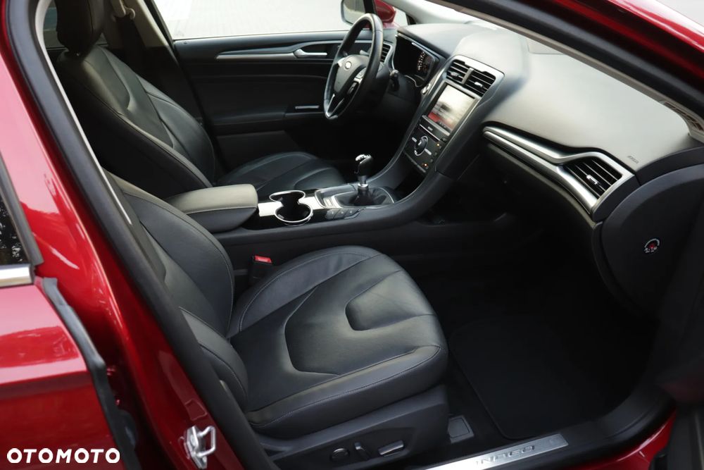 Ford Mondeo 2.0 TDCi Titanium - 34
