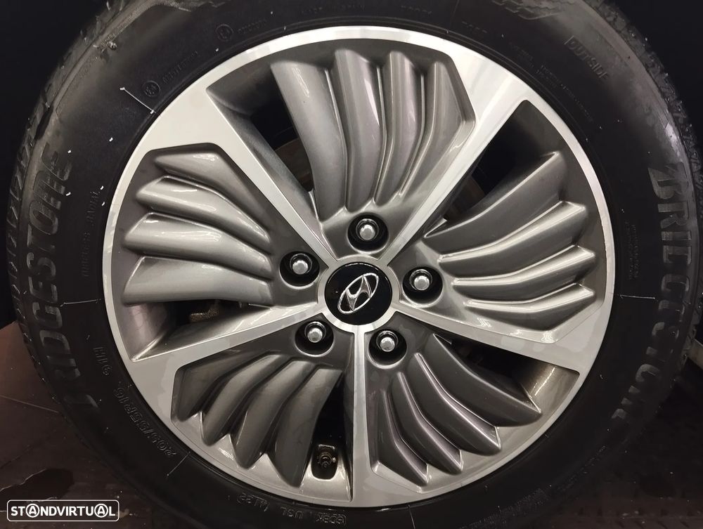 Hyundai Ioniq 1.6 GDI PHEV Tech - 9