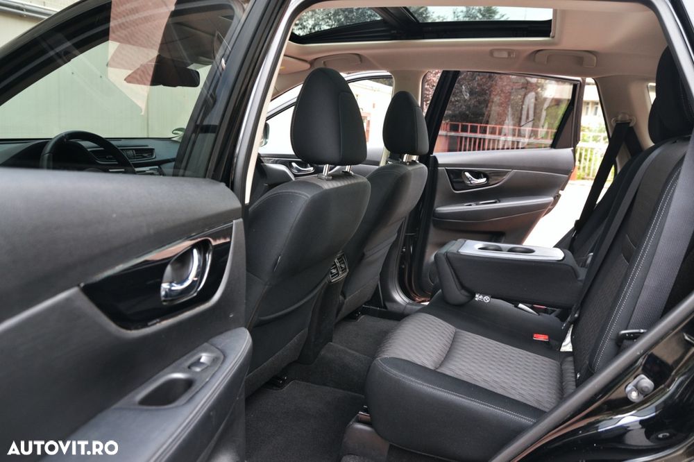 Nissan X-Trail 1.7 dCi ALL-MODE 4x4i Xtronic N-Connecta - 4