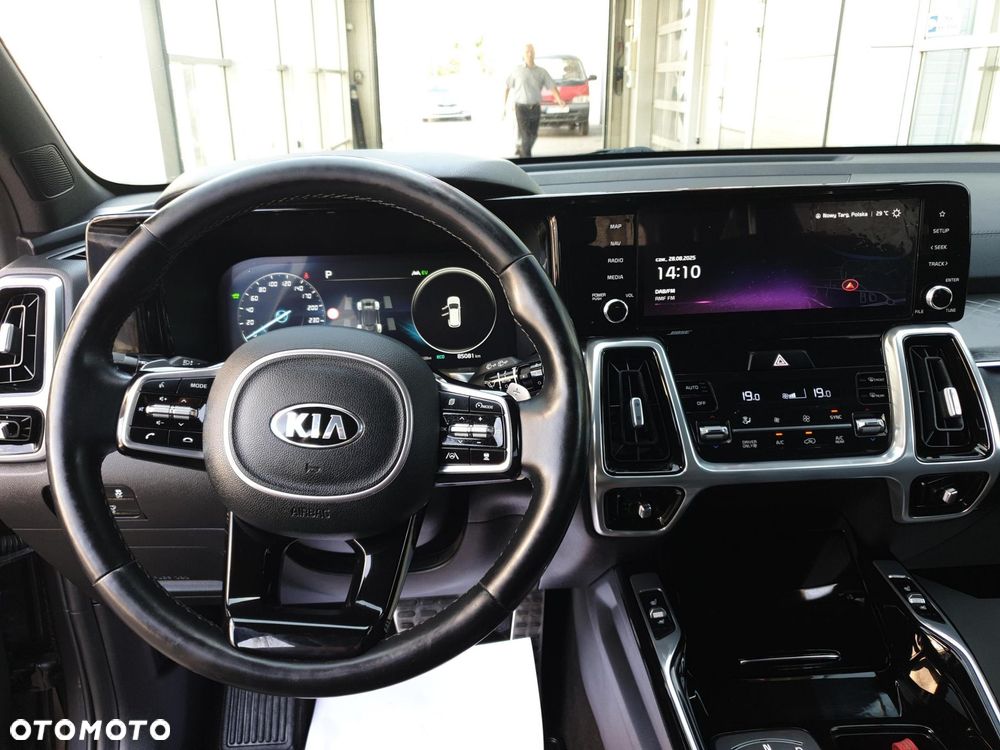 Kia Sorento - 13