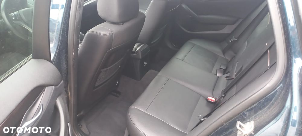 BMW X1 xDrive25d xLine - 27