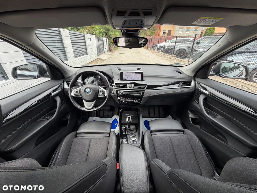 BMW X1 sDrive18i Sport Line - 7