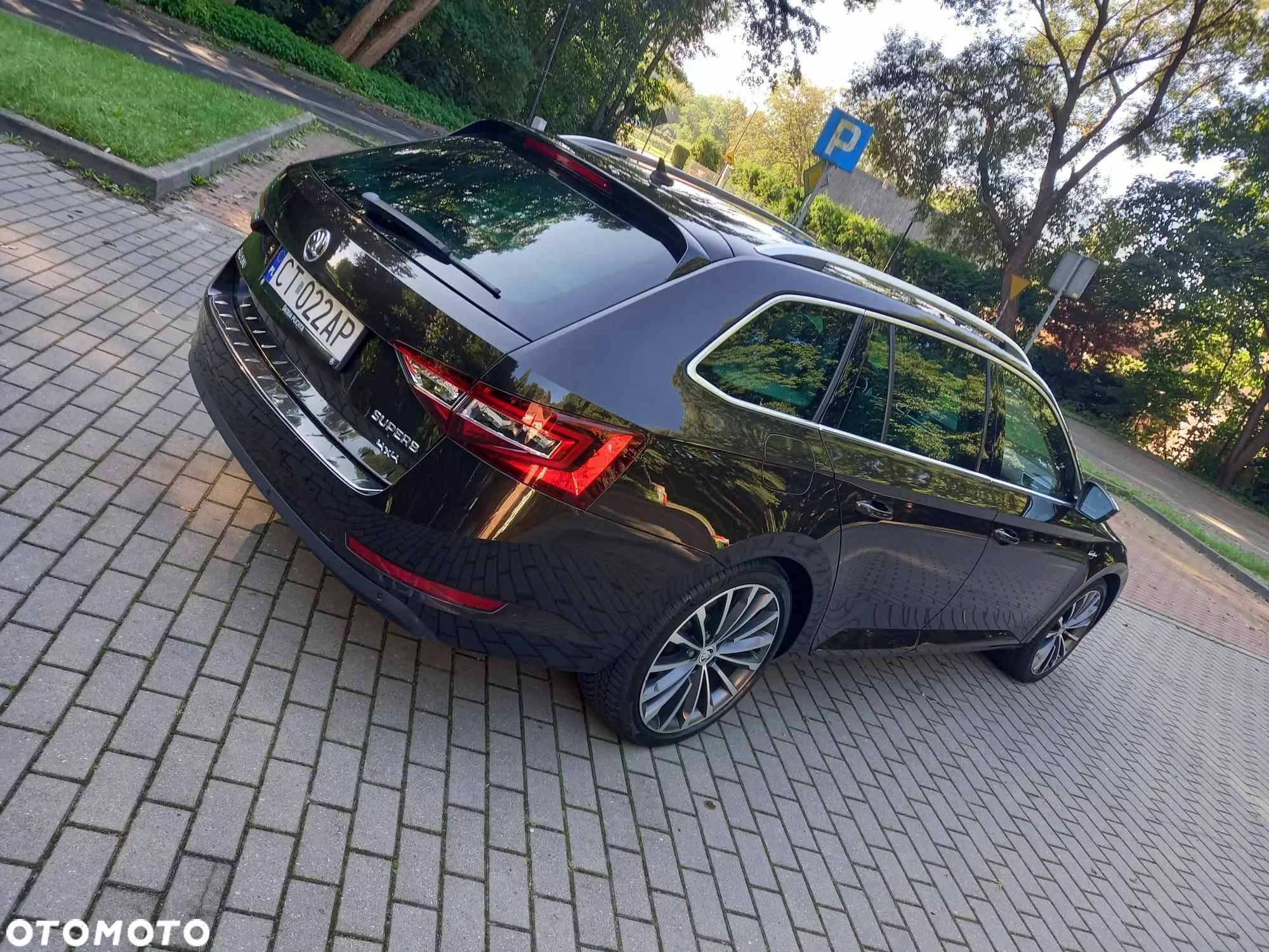Skoda Superb 2.0 TDI 4x4 L&K DSG - 5