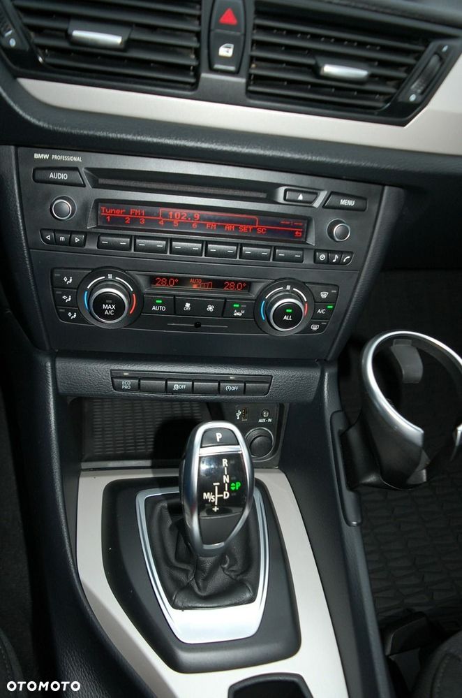 BMW X1 - 24