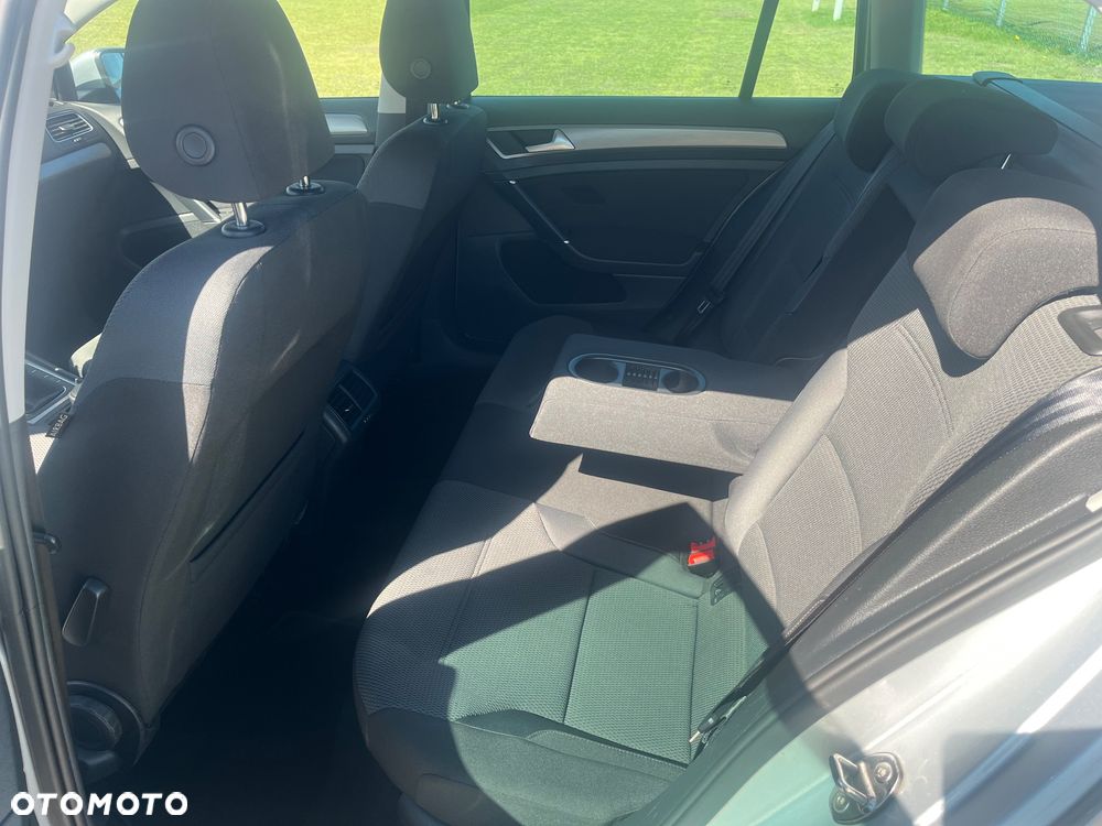 Volkswagen Golf 2.0 BlueTDI Comfortline - 8
