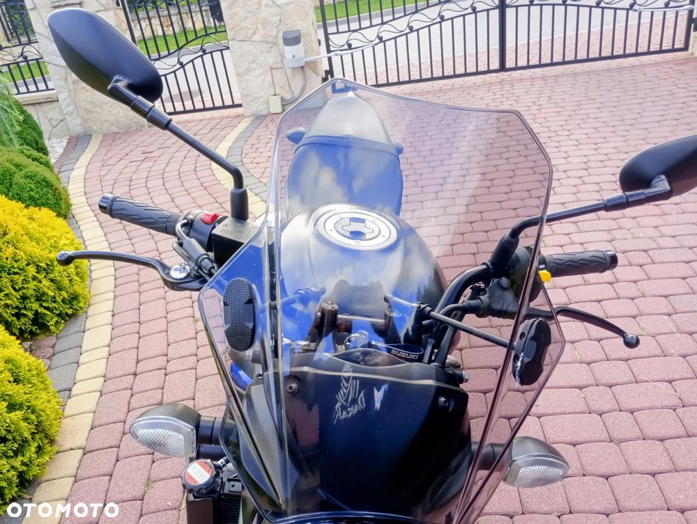 Suzuki SV - 11
