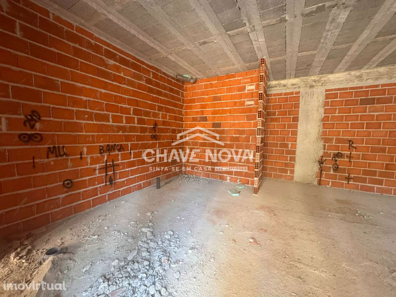 T1 Novo C/ Lugar de Garagem, em Oliveira de Azemeis - Grande imagem: 2/27