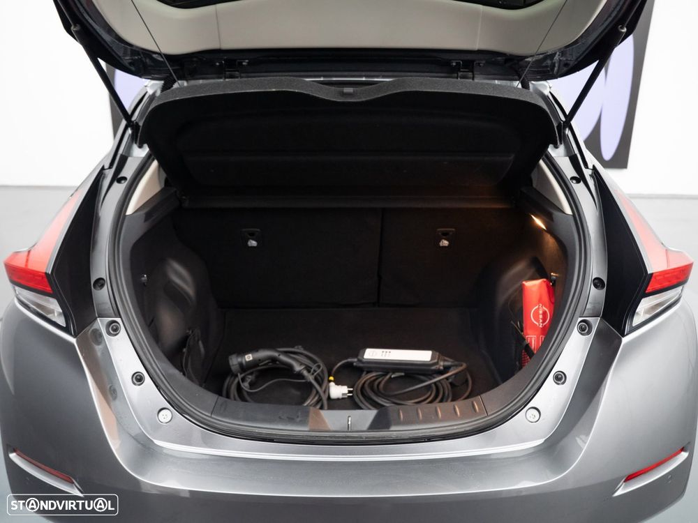 Nissan Leaf N-Connecta - 11