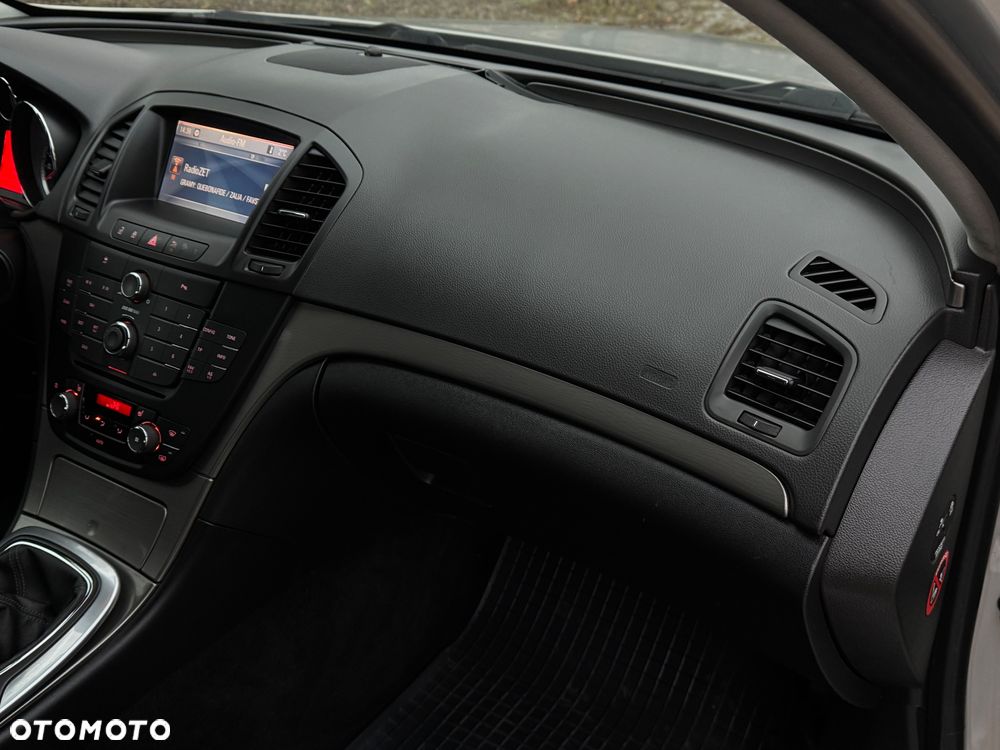 Opel Insignia 1.6 Design Edition - 25