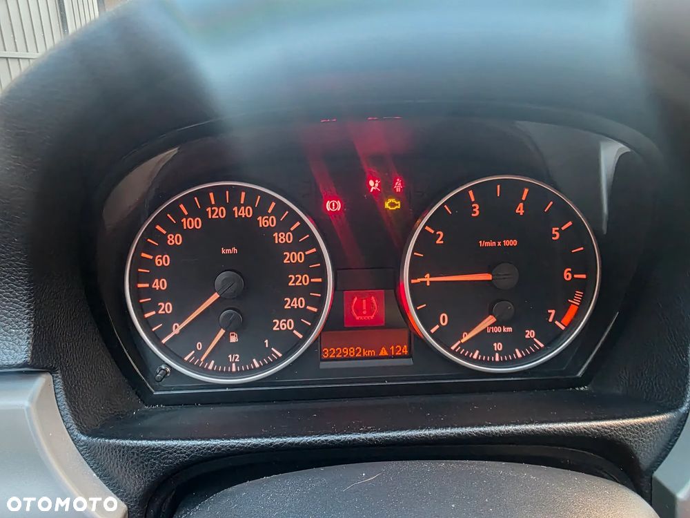 BMW Seria 3 - 33
