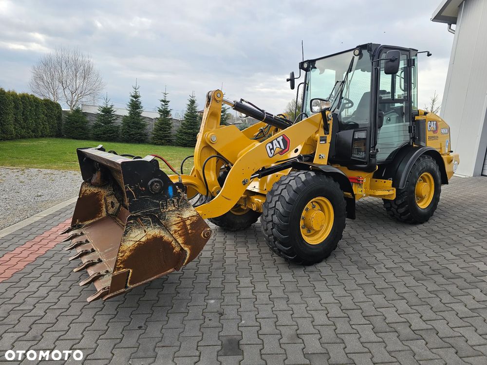 Caterpillar 906 M - 1