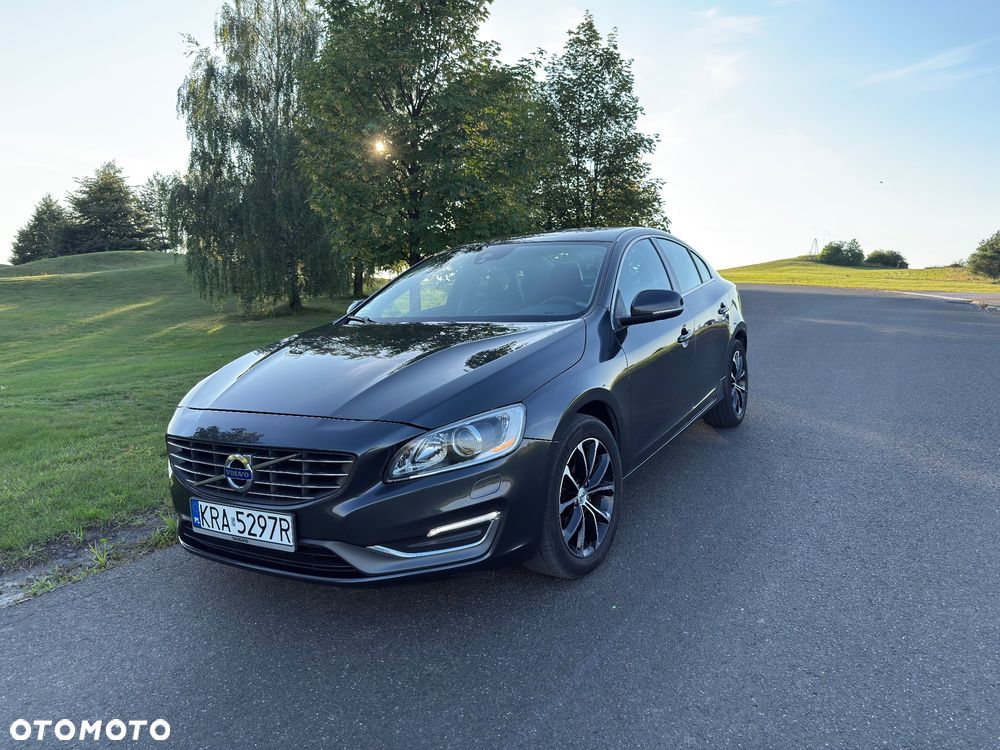 Volvo S60 T3 Summum - 1