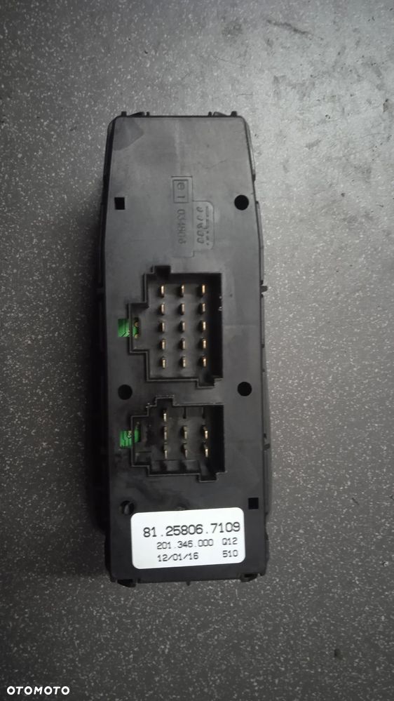 Panel szyb lusterek Man TGX E6 81258067109 - 2