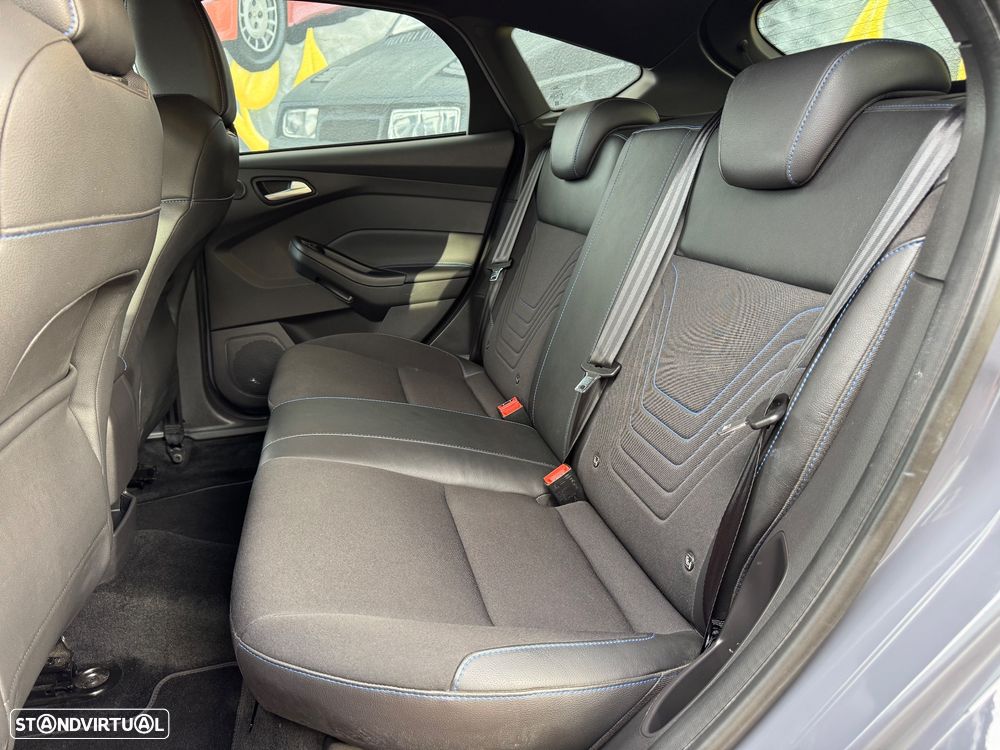 Ford Focus 2.3 EcoBoost RS - 9