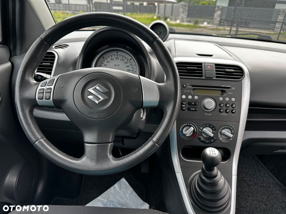Suzuki Splash 1.0 Club - 4