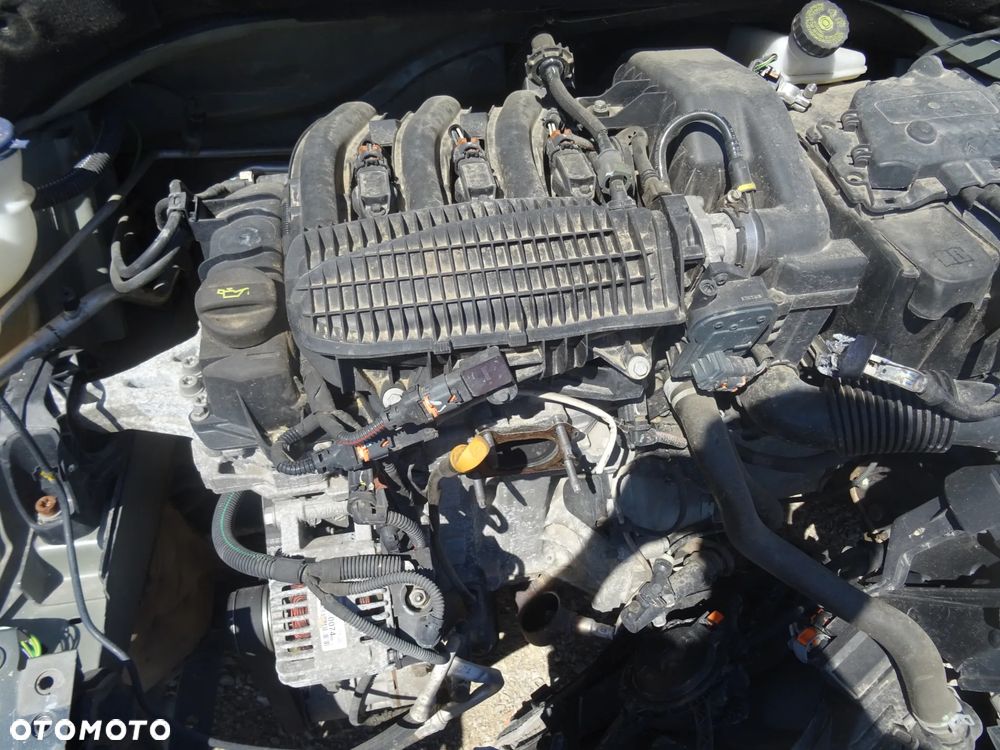 Silnik 1.0 VTI Citreon c3 ZM01 10B103 (Goły słupek) - 1