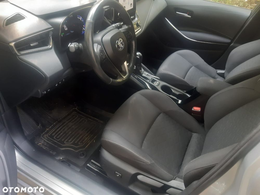 Toyota Corolla 1.8 Hybrid Comfort - 6
