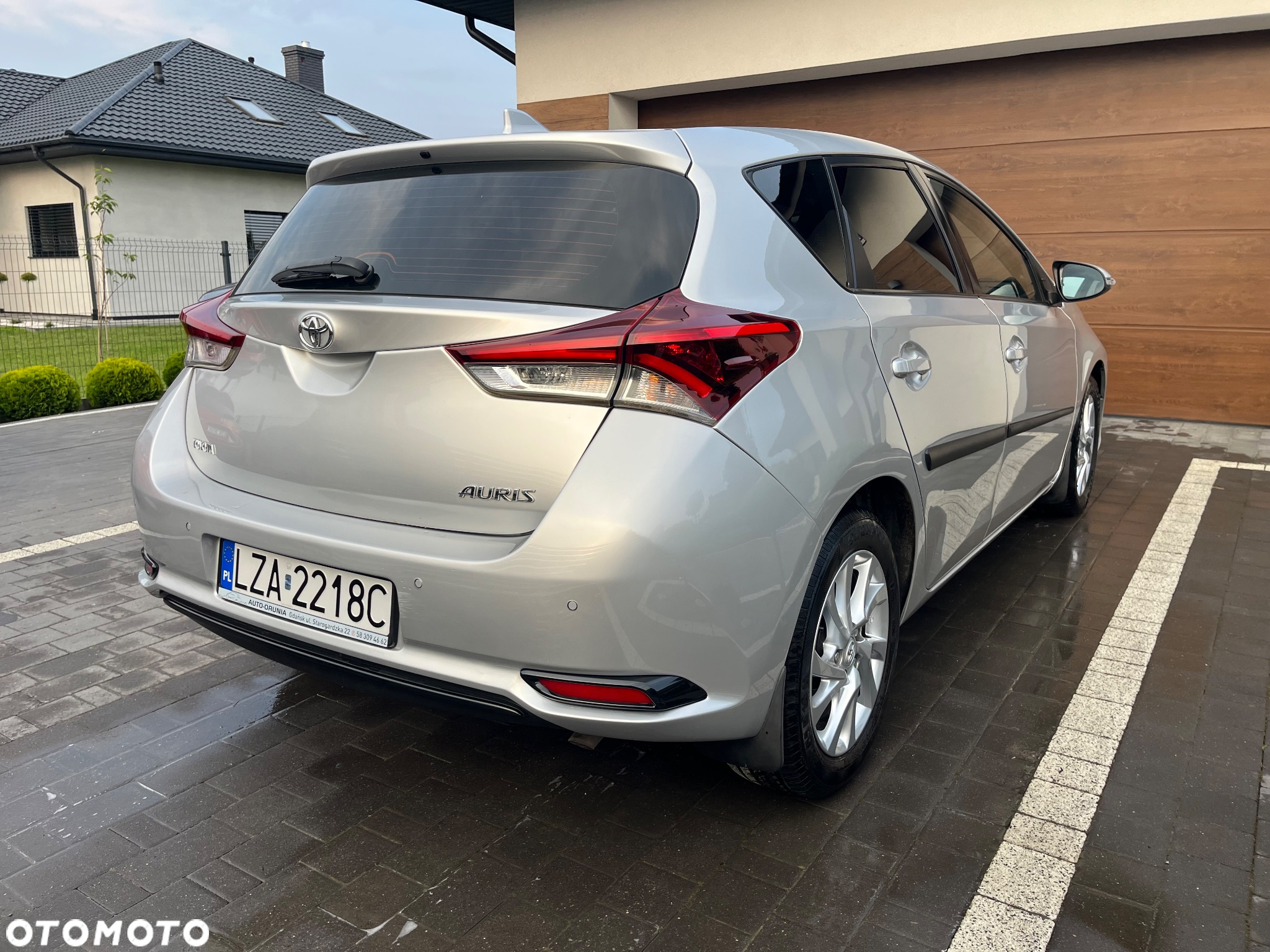 Toyota Auris 1.4 D-4D Active - 9