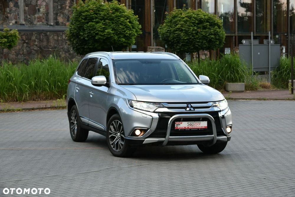 Mitsubishi Outlander - 16