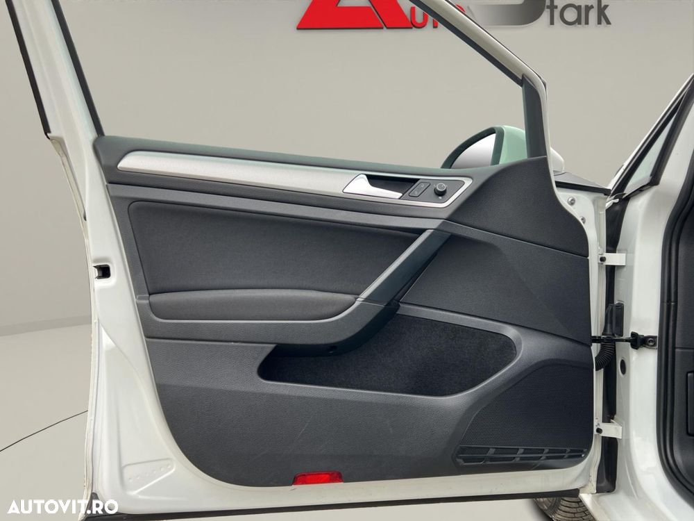 VOLKSWAGEN Golf 2020 — imagine 16