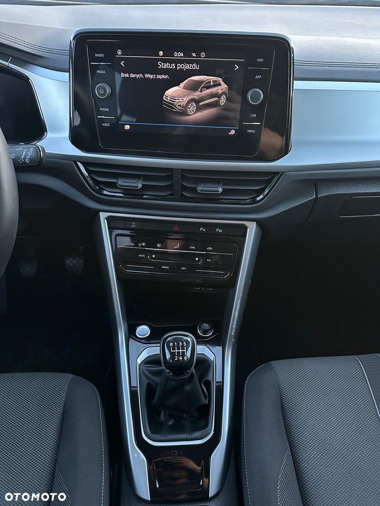 Volkswagen T-Roc - 13
