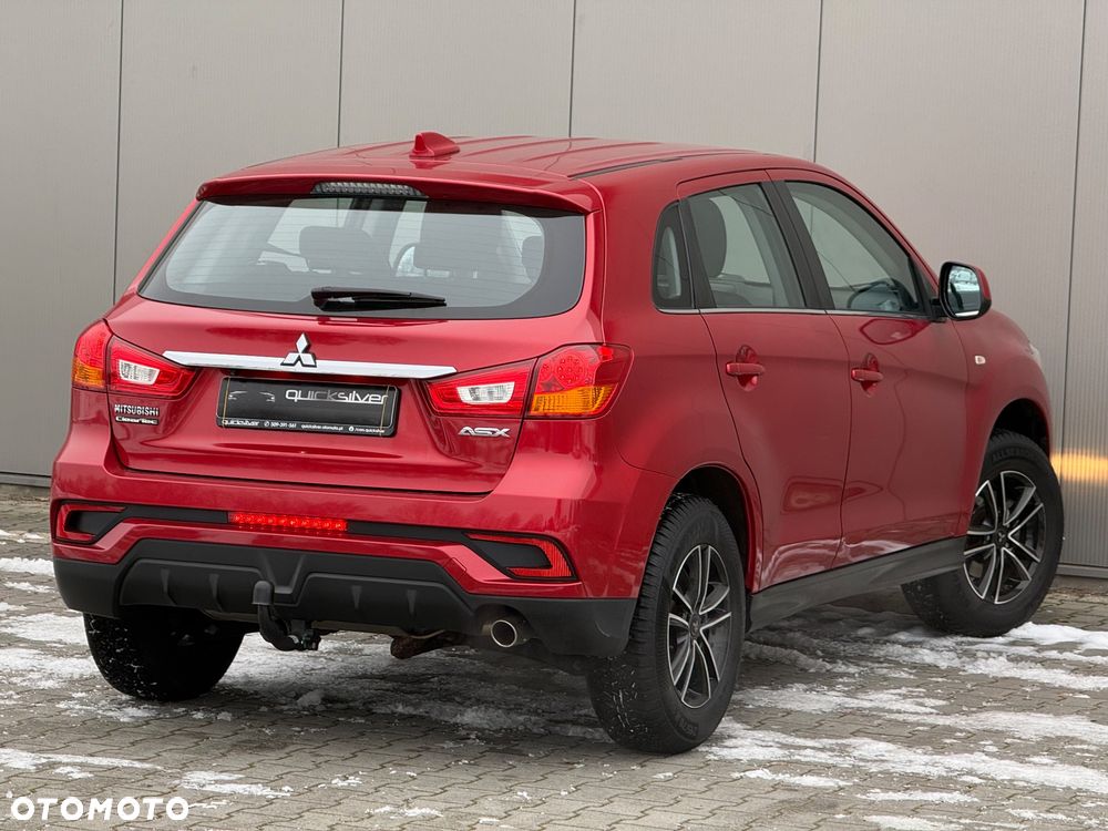Mitsubishi ASX - 10