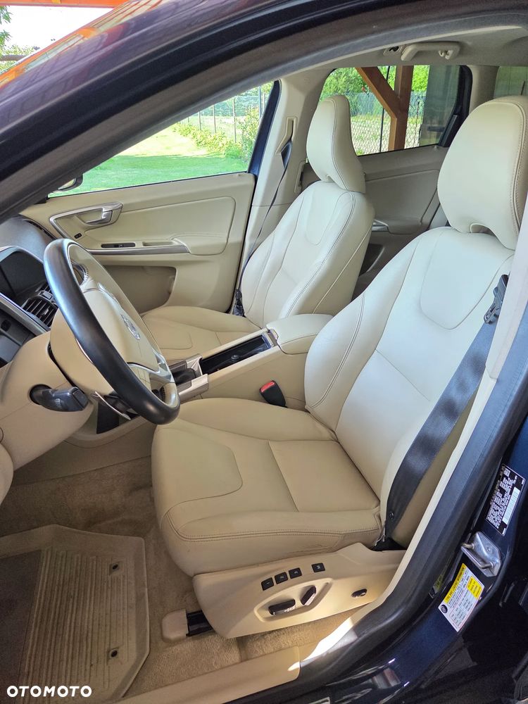 Volvo XC 60 T6 AWD Summum - 17