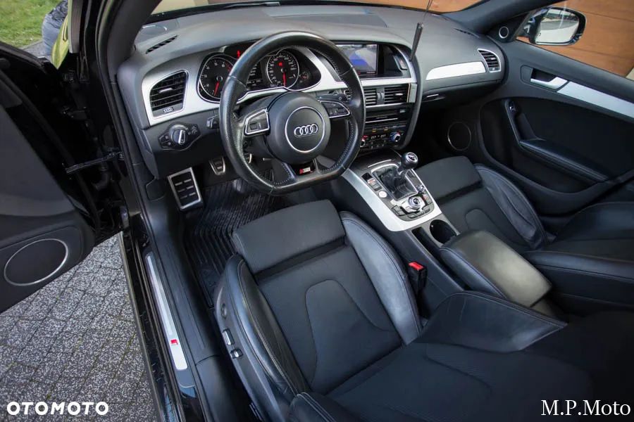 Audi A4 Limousine 2.0 TFSI Quattro - 32