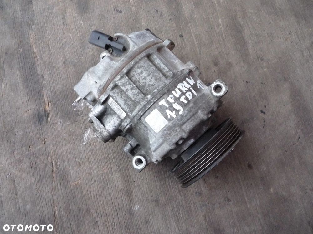 VW TOURAN I 1.9 TDI KOMPRESOR KLIMATYZACJI 1K0820803J - 1