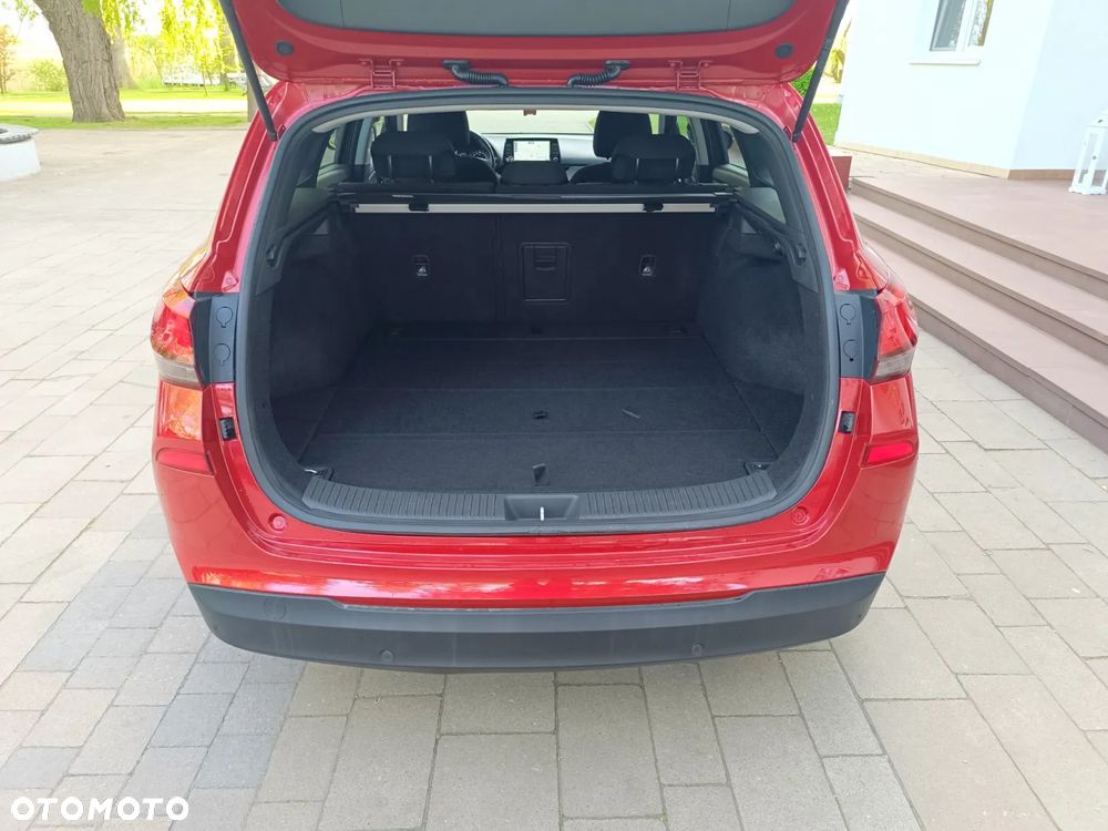 Hyundai i30 blue Kombi 1.6 CRDi Style - 37