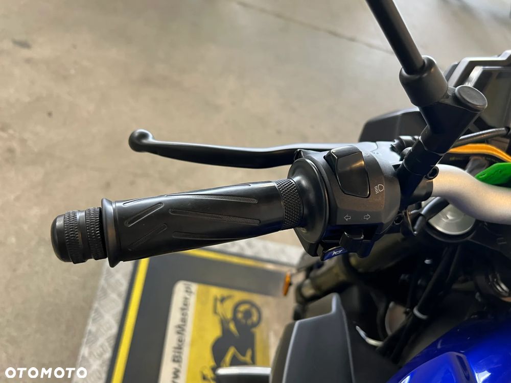 Yamaha MT - 17