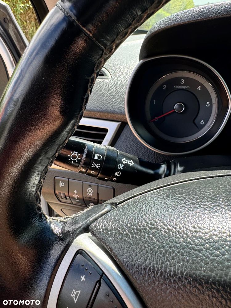 Hyundai i30 blue 1.6 CRDi Classic - 14