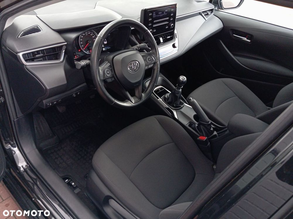 Toyota Corolla - 7