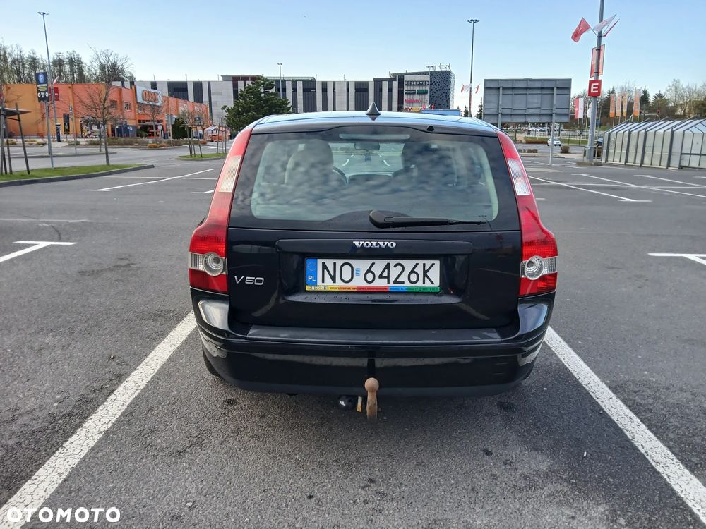 Volvo V50 2.0D Momentum - 5