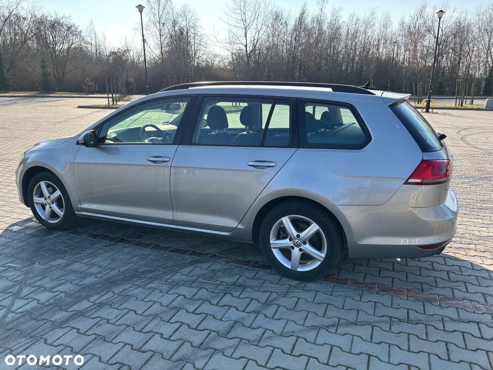 Volkswagen Golf Aktionsmodell 1.8 T DSG Comfortline - 3