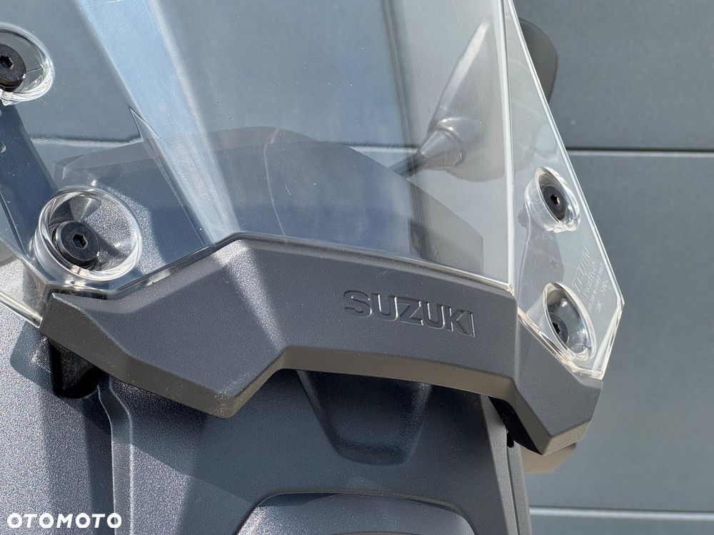 Suzuki V-STROM - 8
