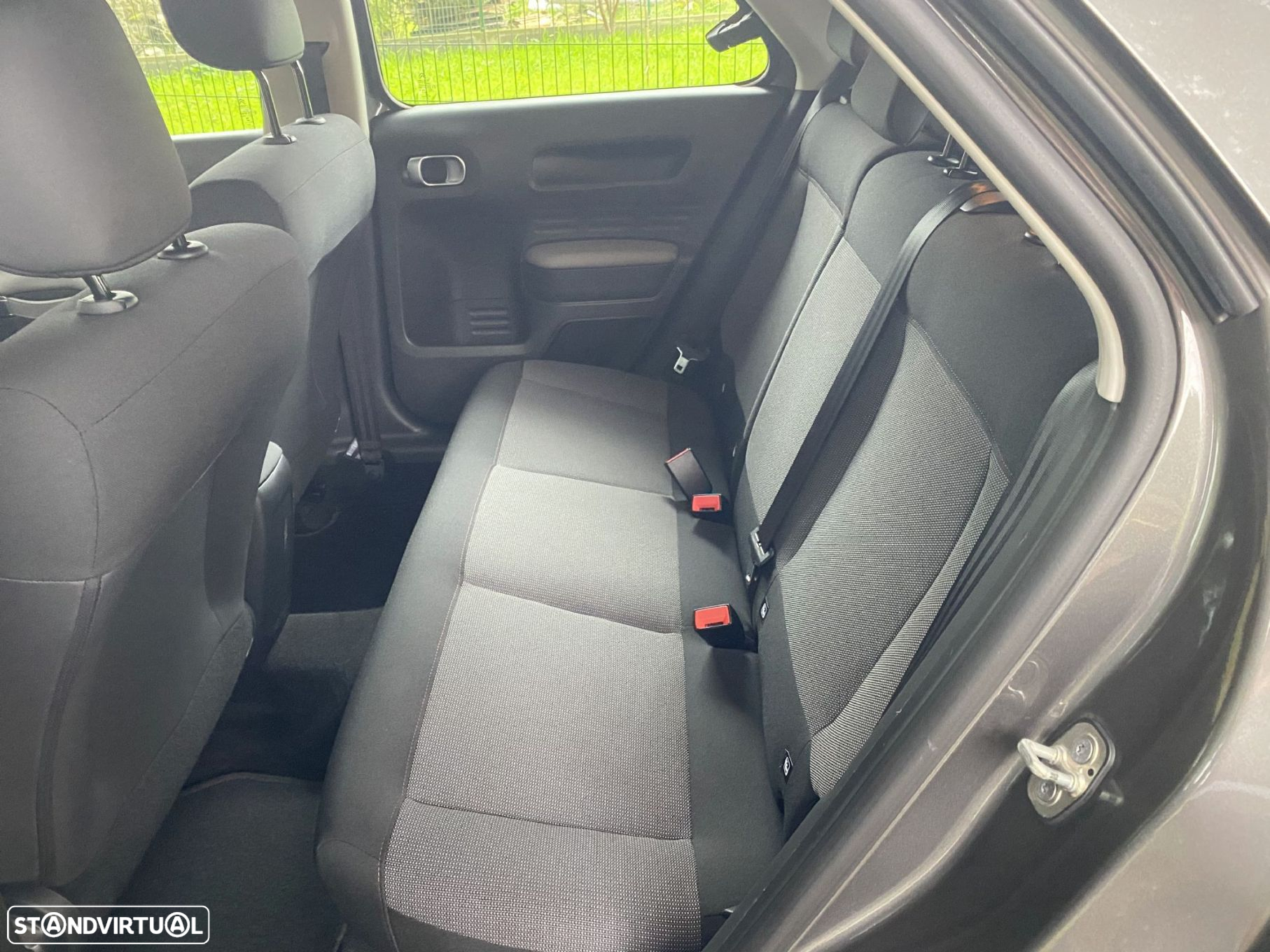 Citroën C4 Cactus 1.2 PureTech Shine - 27