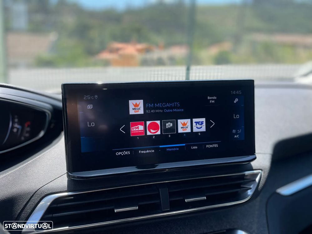 Peugeot 3008 1.5 BlueHDi Allure Pack - 19